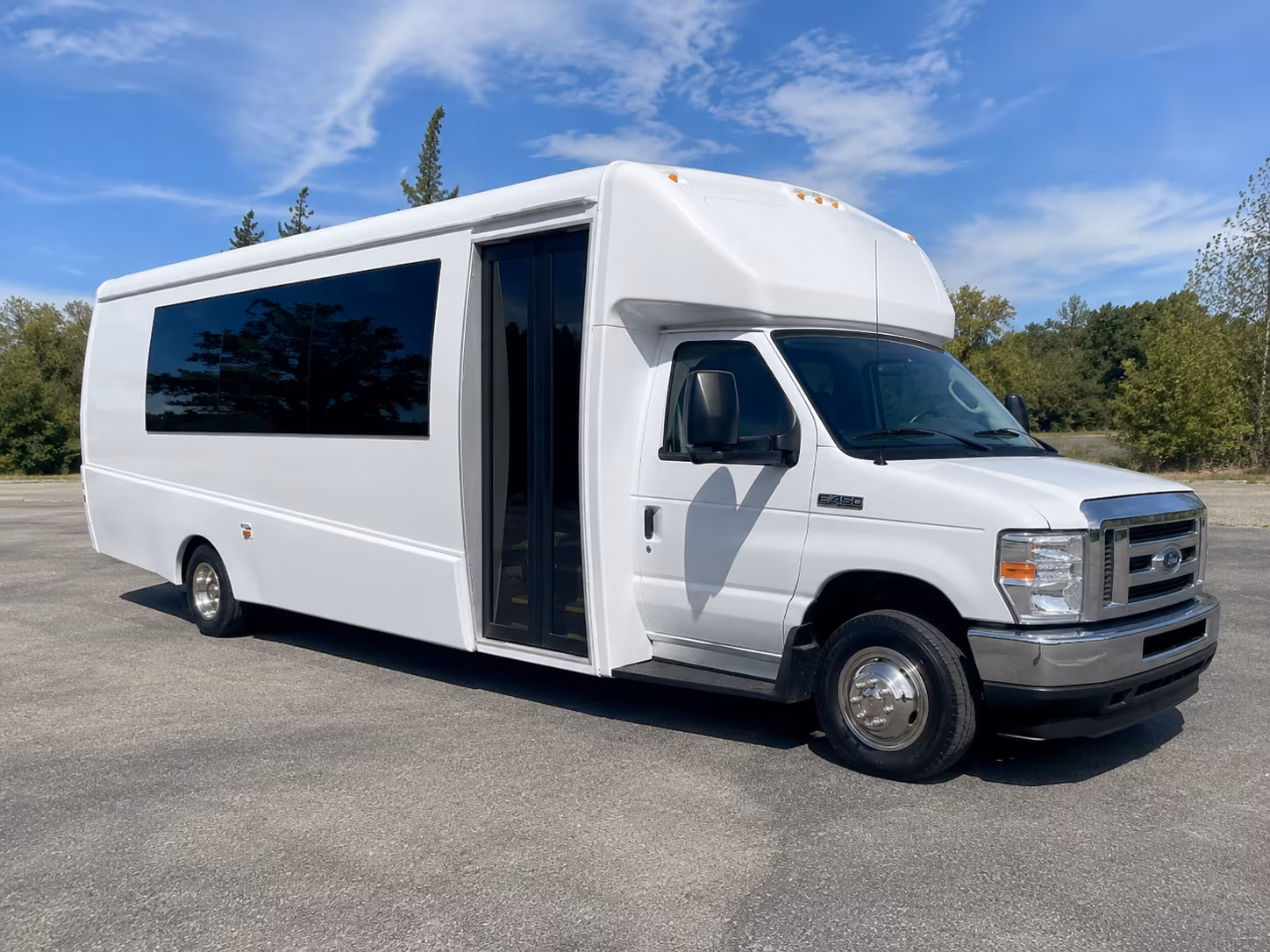 Carrollton Birthday, Sweet 16, & Quinceañera Party Bus Rentals