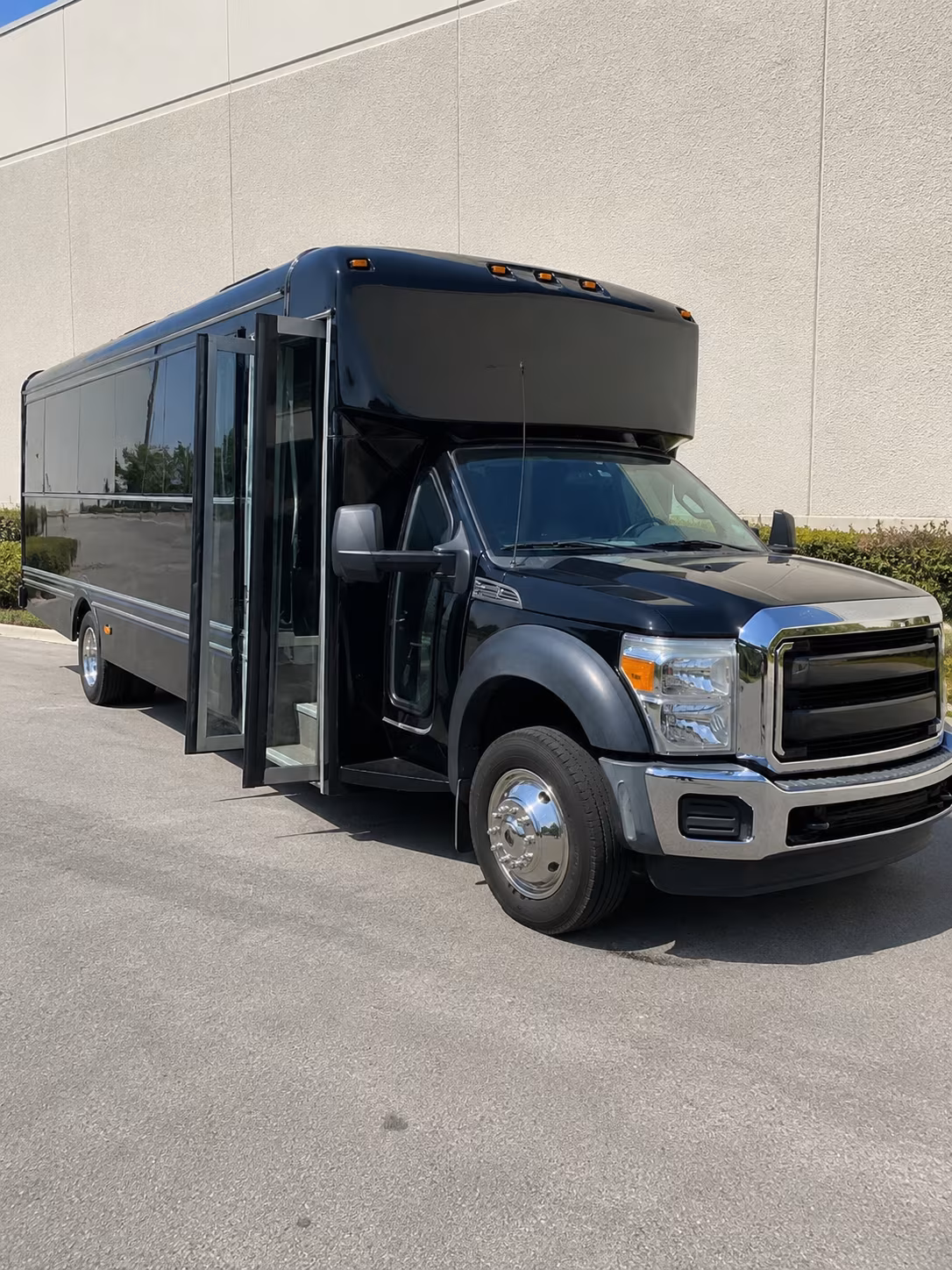 Garland Birthday, Sweet 16, & Quinceañera Transportation pickup coordination
