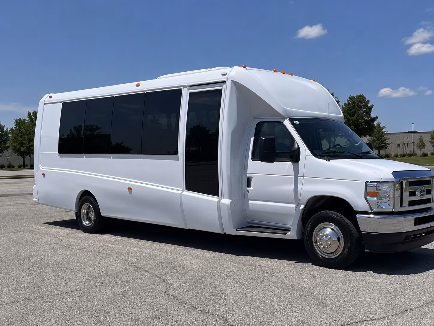 Plano Winery Tour & Pub Crawl Transportation